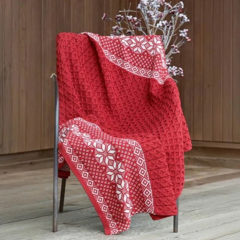 Red Merino Wool Jacquard Throw with Snowflake Pattern, 40" x 60"